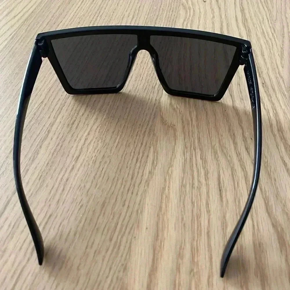 🆕Retro Trend Fashion Big Frame Black Sunglasses🆕